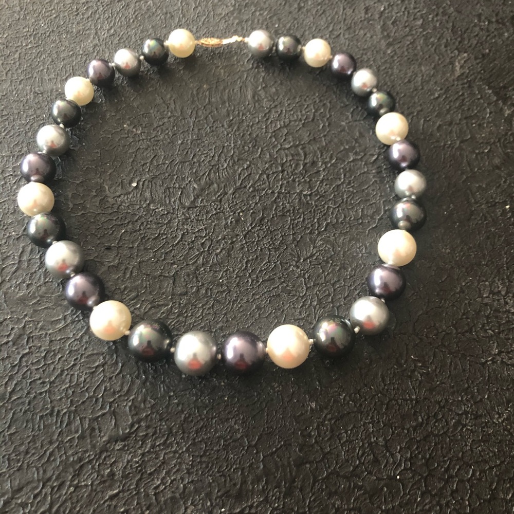 Gorgeous fox Perl’s with 14 k clasp